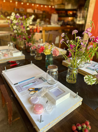 Flower pressing workshop with Field & Floral